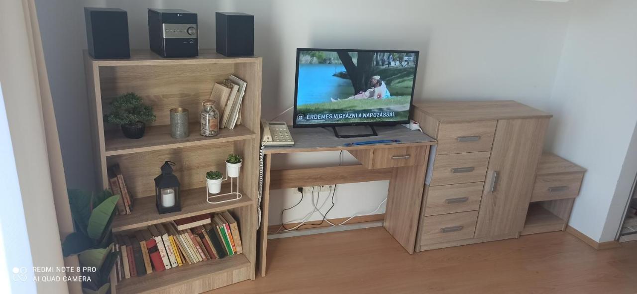 Sunshine 208 Apartman Balatonszarszo Dış mekan fotoğraf