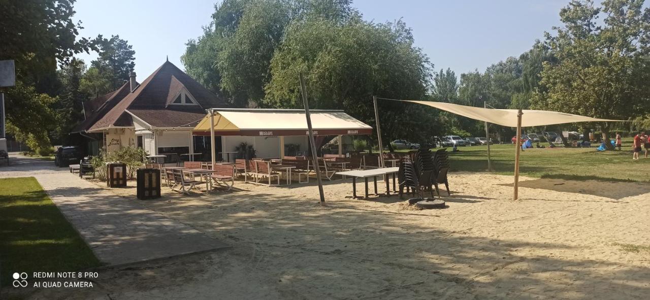 Sunshine 208 Apartman Balatonszarszo Dış mekan fotoğraf